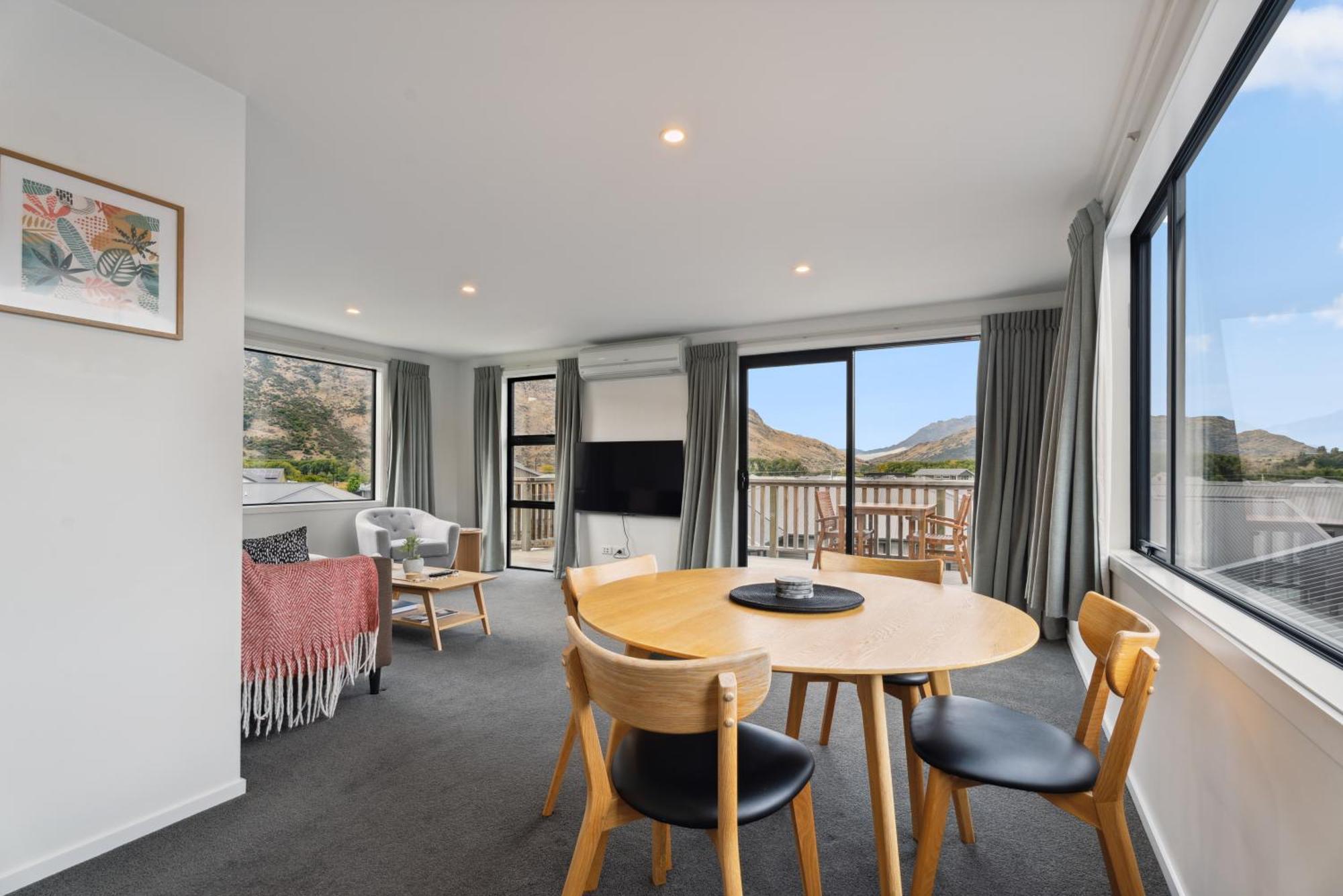 Modern Apartment With Coronet & Remarkables Views Queenstown Eksteriør bilde
